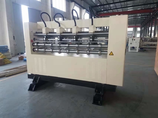 Macchina di modello della lama di 1800 Slitter Scorer Thin per la linea di produzione