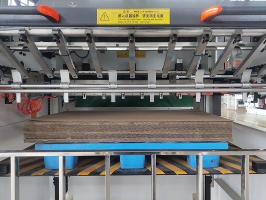 Fustellatrice e cordonatrice pneumatica My1300 semi automatica