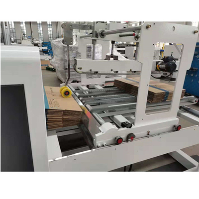 Alimentazione automatica di aspirazione di vuoto di Gluer 1000mm della cartella del contenitore di cartone