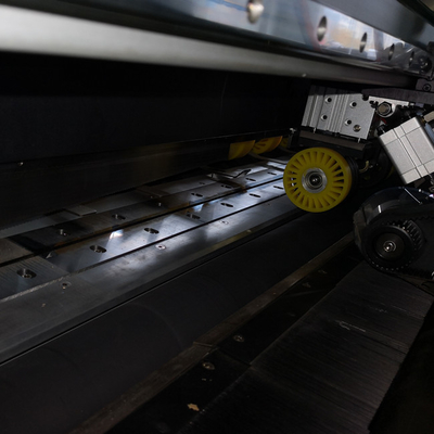 La scanalatura di Digital ha ondulato la larghezza rotatoria 3400kg della macchina 2500mm di Slotter