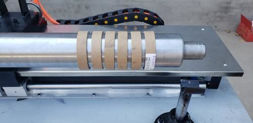 Macchina per la produzione di tubi di carta CNC a due teste modello TZ100