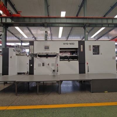 11kw controllo PLC accurato Alta velocità Min 8mm cartone ondulato taglio a stampo