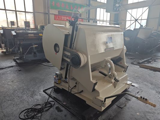 Fustellatrice per cartone manuale con cordonatura formato 1500mm