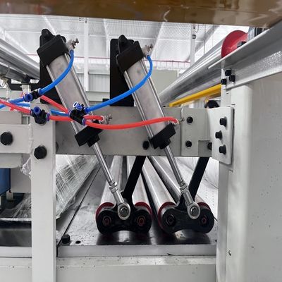 Linea di produzione di cartone ondulato Double Facer 180m/min con piastra di pressione pneumatica e 2 valvole di proporzionamento