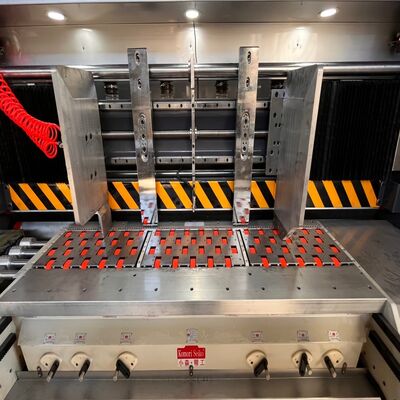 Macchine per la stampa flexografica a cartone ondulato a doppia apertura