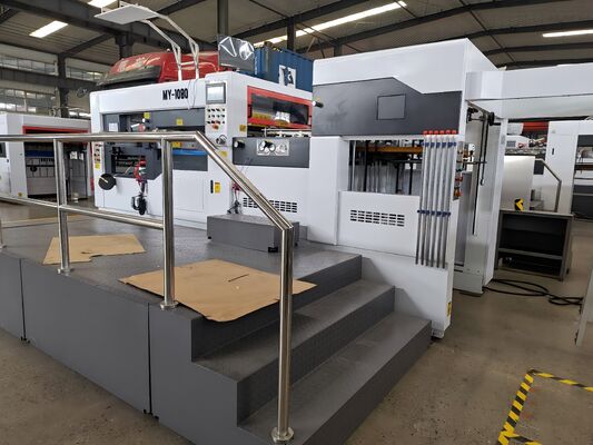 Macchina fustellatrice e cordonatrice per cartone ondulato MY1080 in cartone bianco