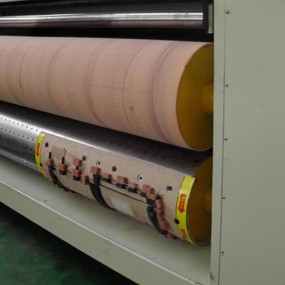 La macchina tagliante ondulata automatica dei semi rotatoria muore taglierina 2400